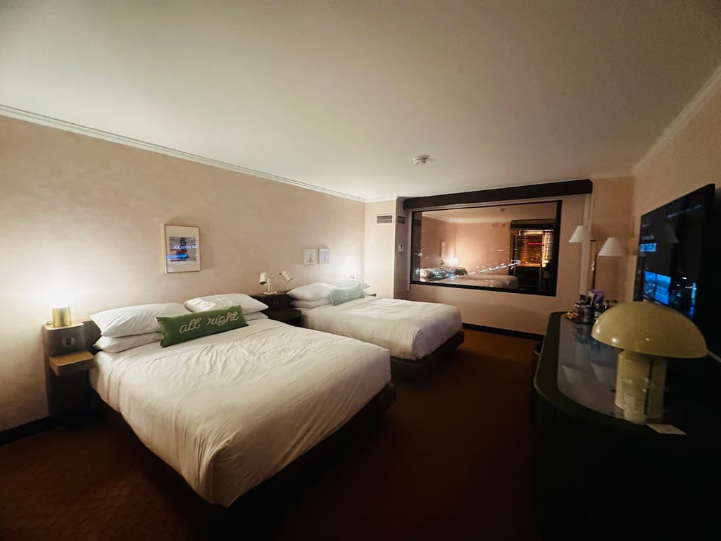 Downright Austin, A Renaissance Hotel