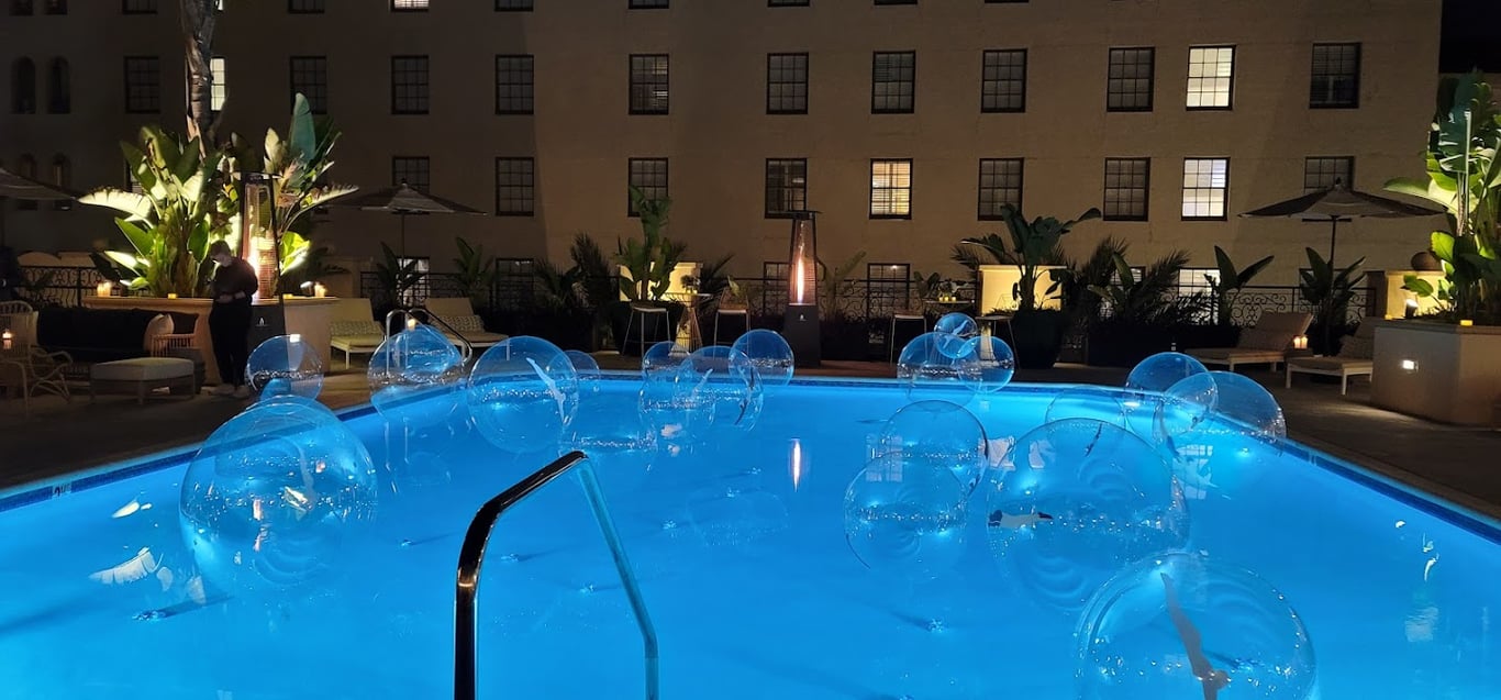 Pasadena Hotel & Pool