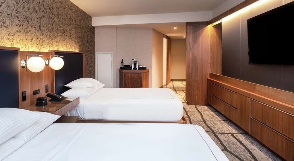 The Charter Hotel Seattle, Curio Collection by Hilton