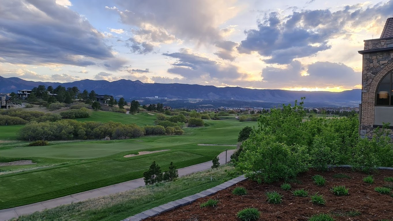 Flying Horse Resort & Club