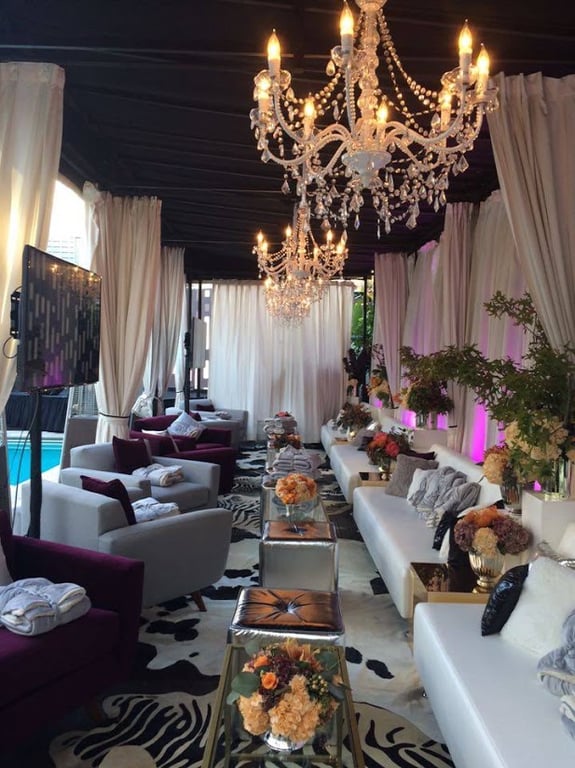 LUX Lounge EFR