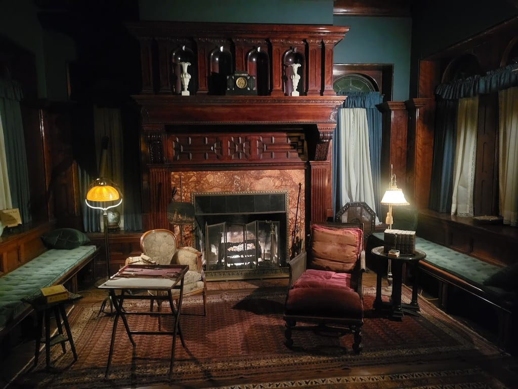 Evanston History Center at the Dawes House