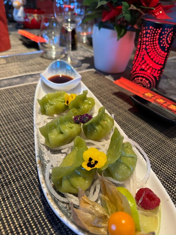 Ruyi Asian Fusion & Sushi
