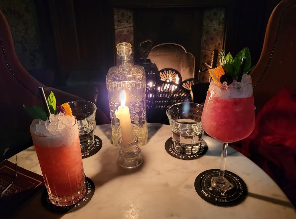 Vintage Cocktail Club