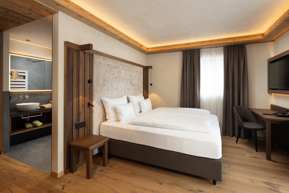 Camino Rustic Chic Hotel
