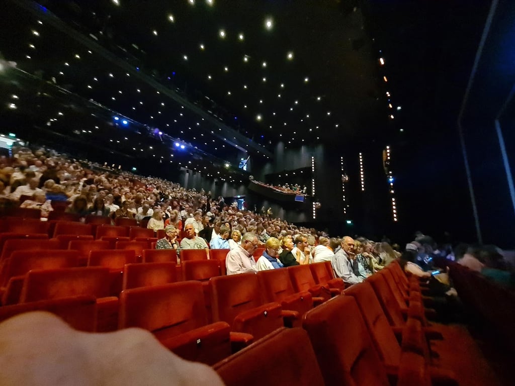 Ūkio banko teatro arena