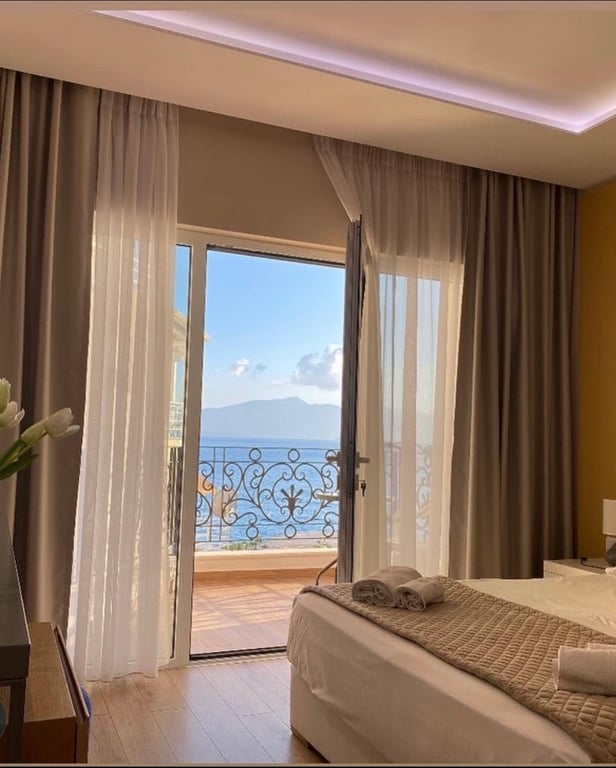 AMI MAR Hotel