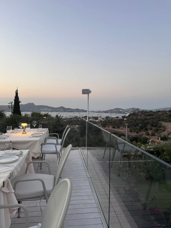 Lika Restaurant