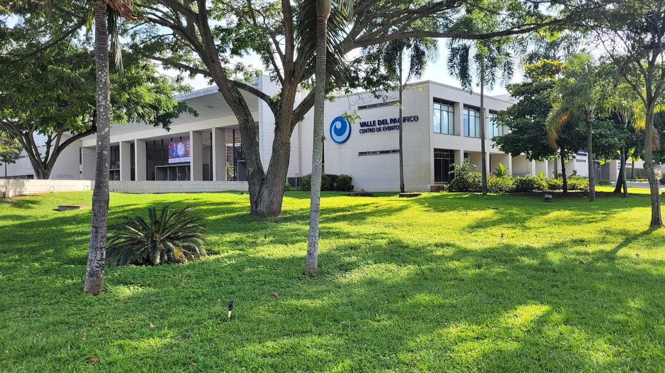 Centro de Eventos Valle del Pacifico