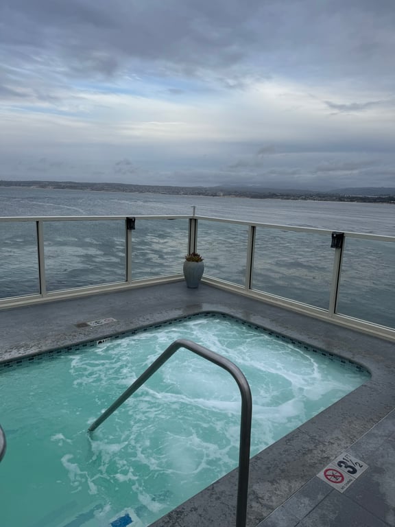 Monterey Plaza Hotel & Spa