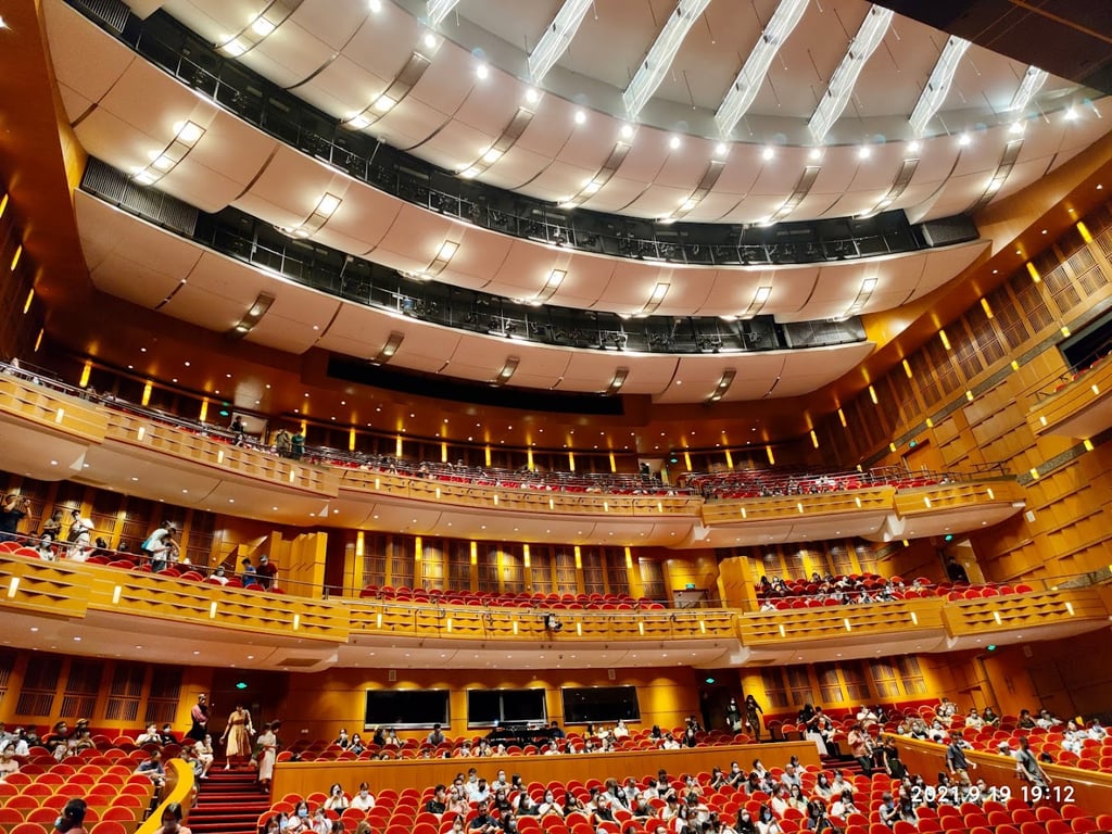 Shanghai Opera Theater, Shanghai