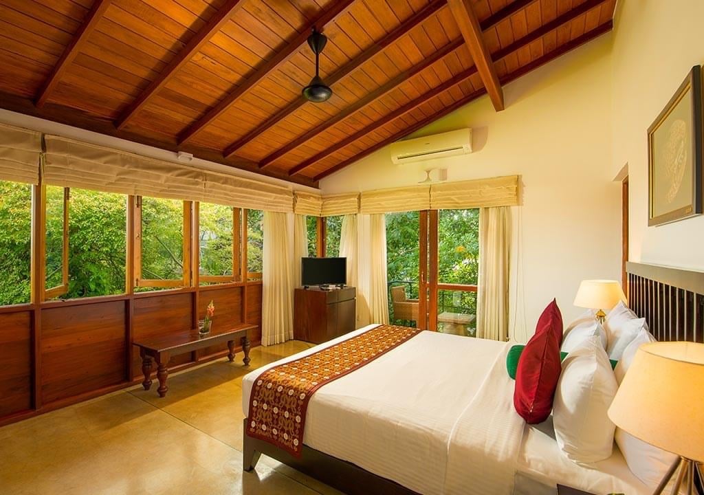 Kings Pavilion Luxury Hotel