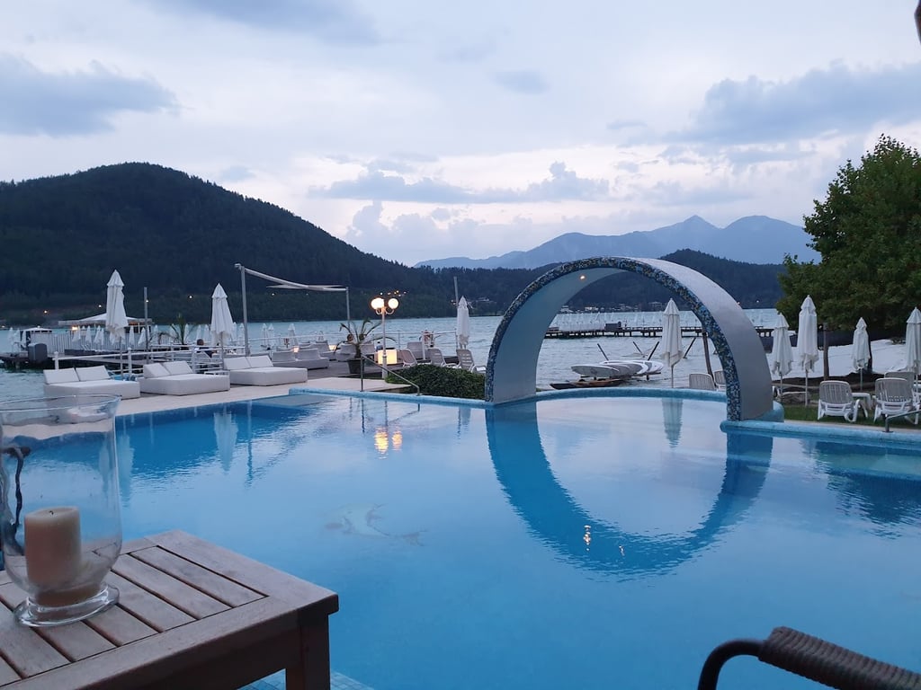 Amerika-Holzer Hotel & Resort