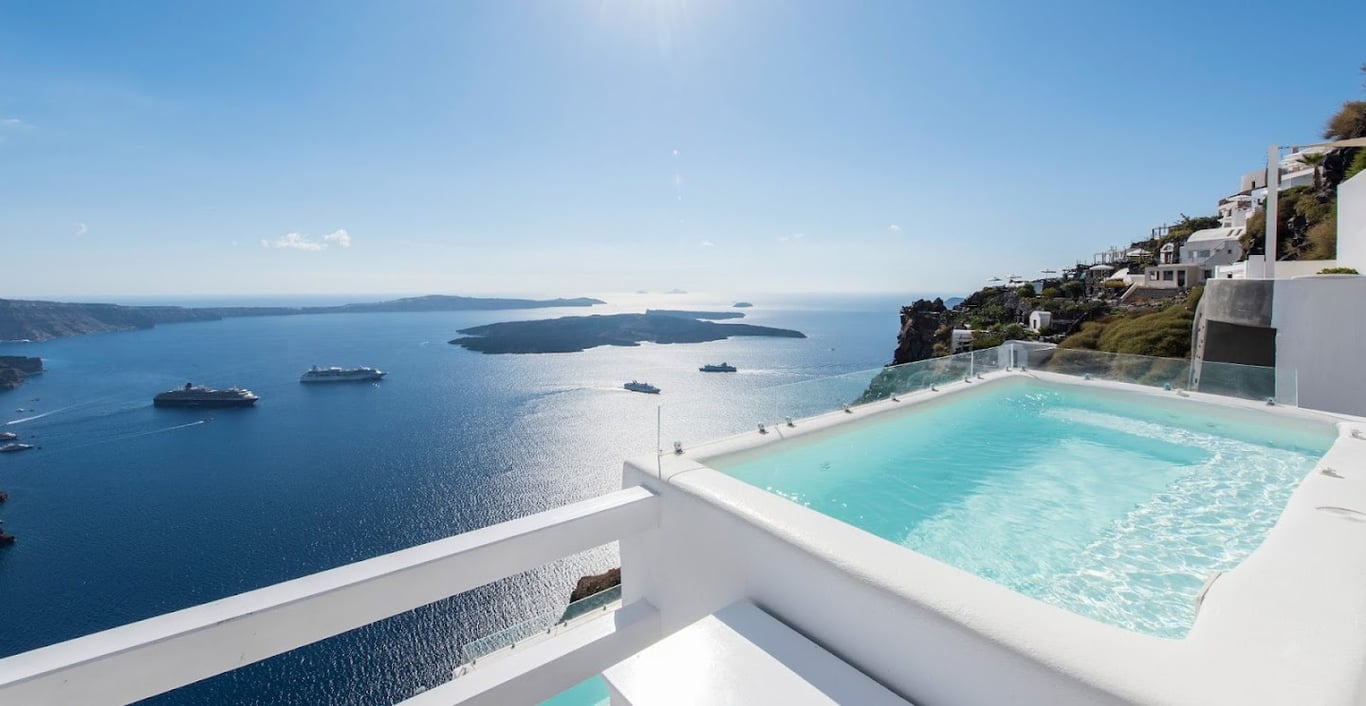 ALIKO LUXURY SUITES