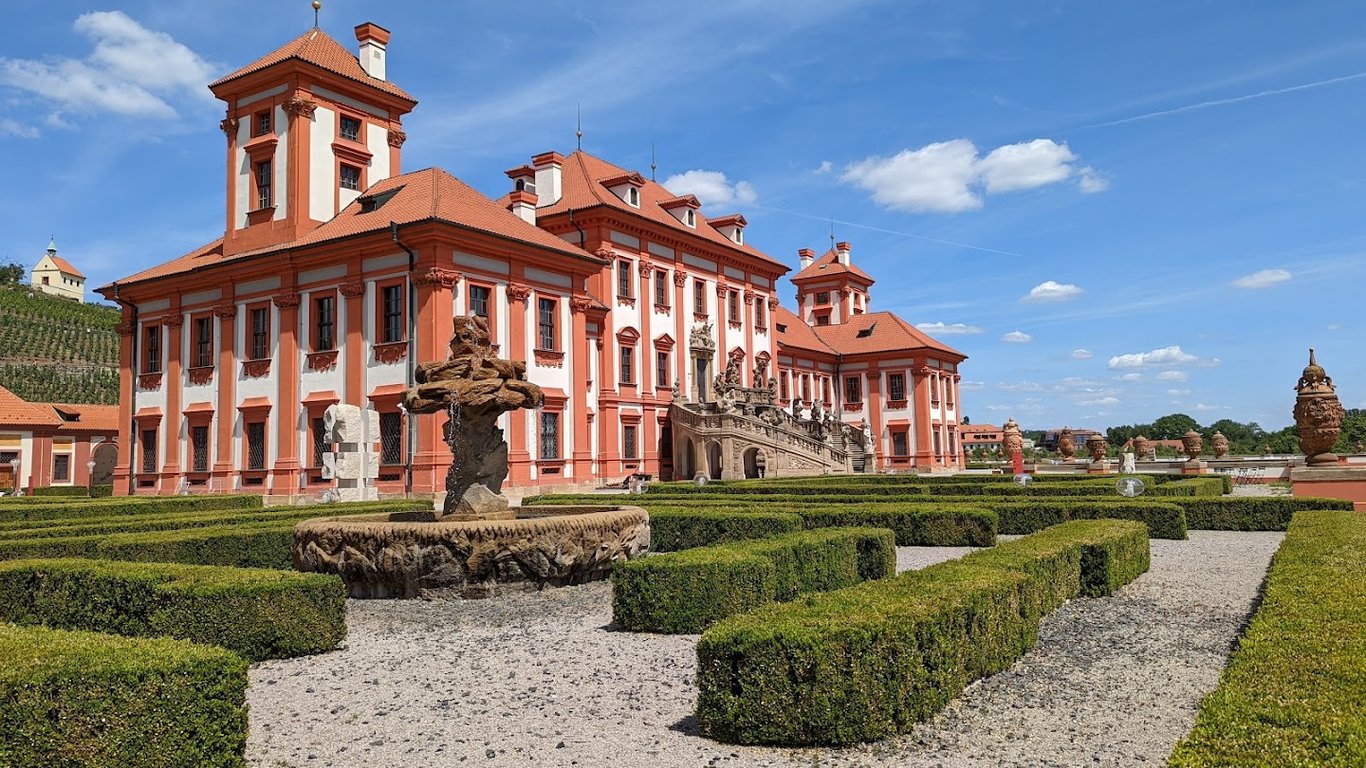 Troja Château