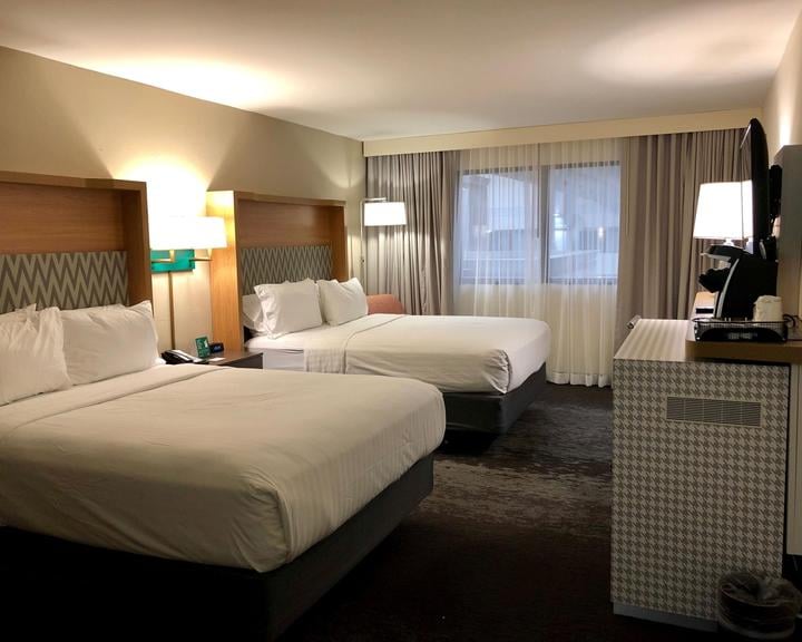 Hotel Chicago, A Marriott Autograph Collection Hotel