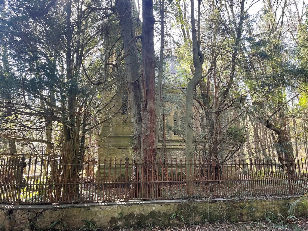 Faenol Estate