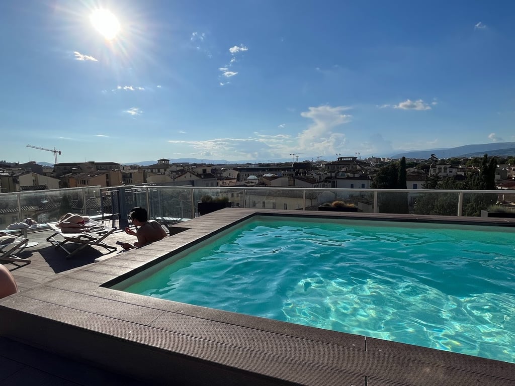 Hotel Glance In Florence