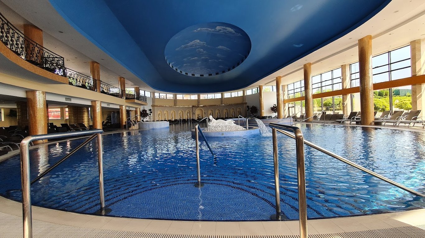A Hoteli - Hotel Izvor