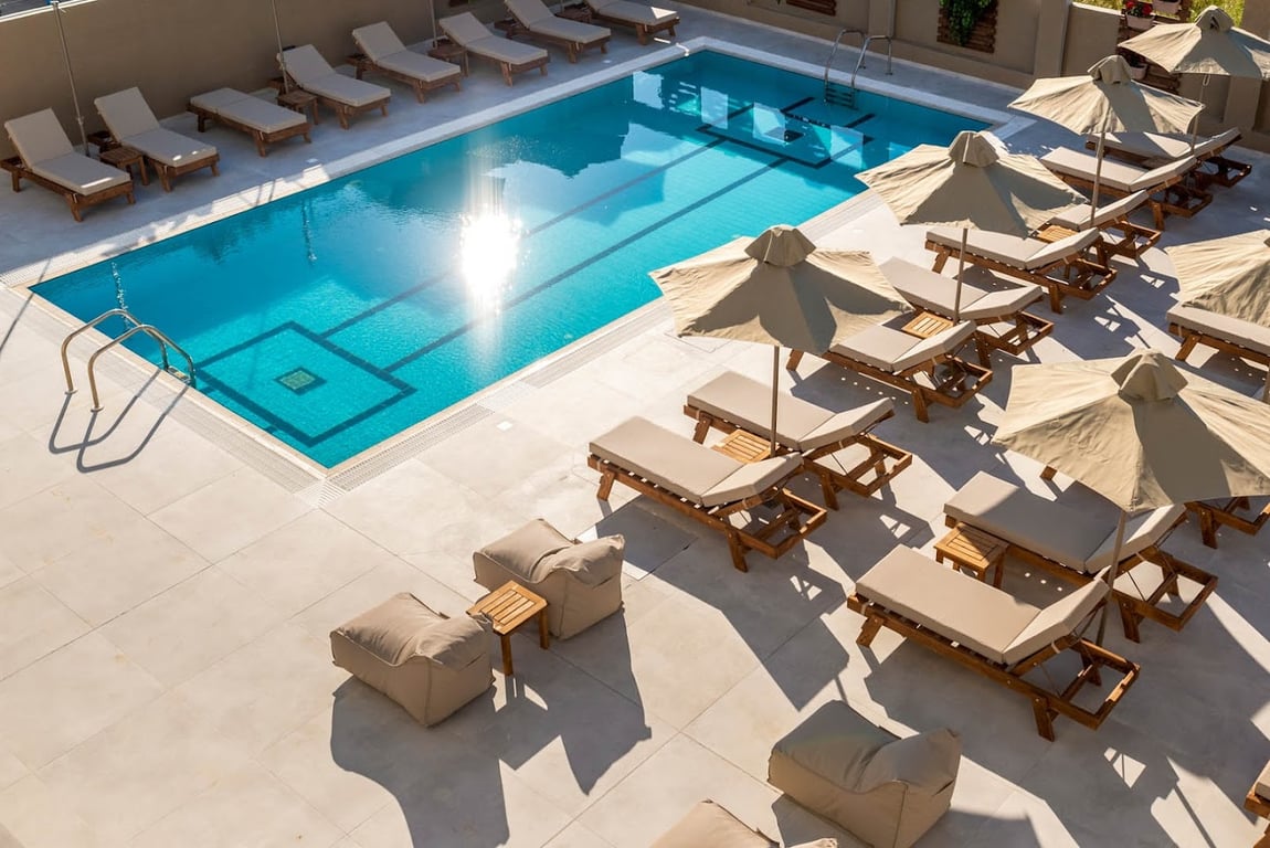 Nicolas Grand Suites, Adults Only