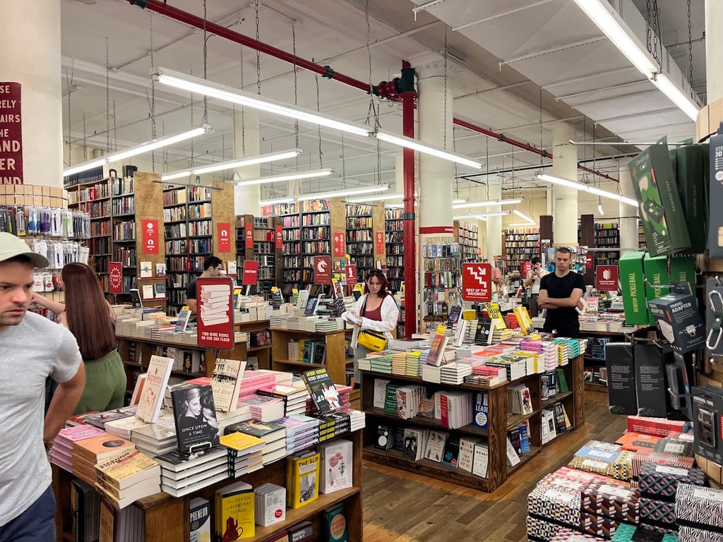 Strand Book Store