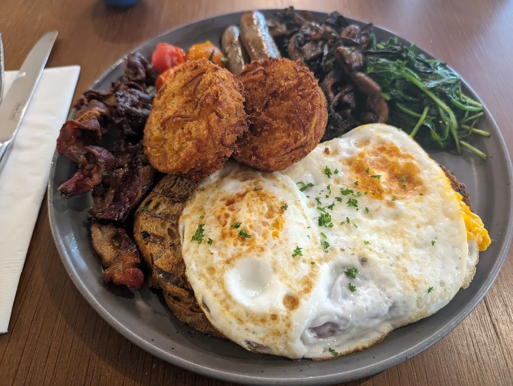 Jones the Grocer (Delta Hotels by Marriott, JBR)