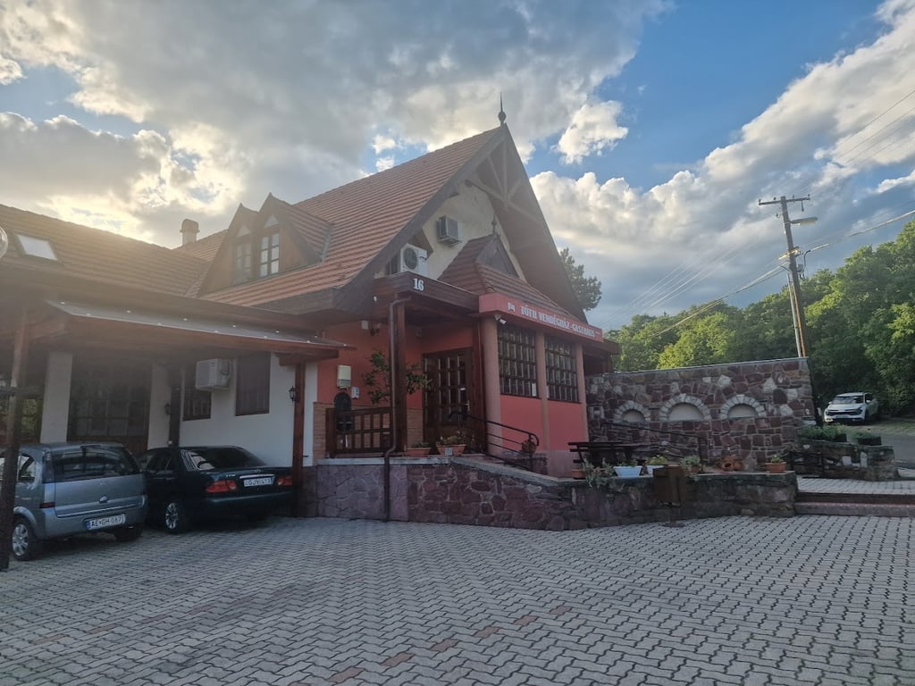 Tóth Vendéglő