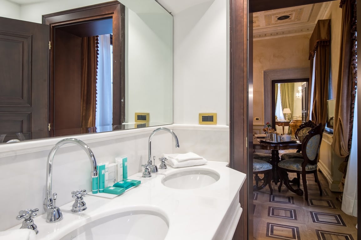 Hotel Nani Mocenigo Palace