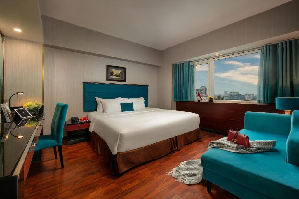 Ja Cosmo Hotel and Spa