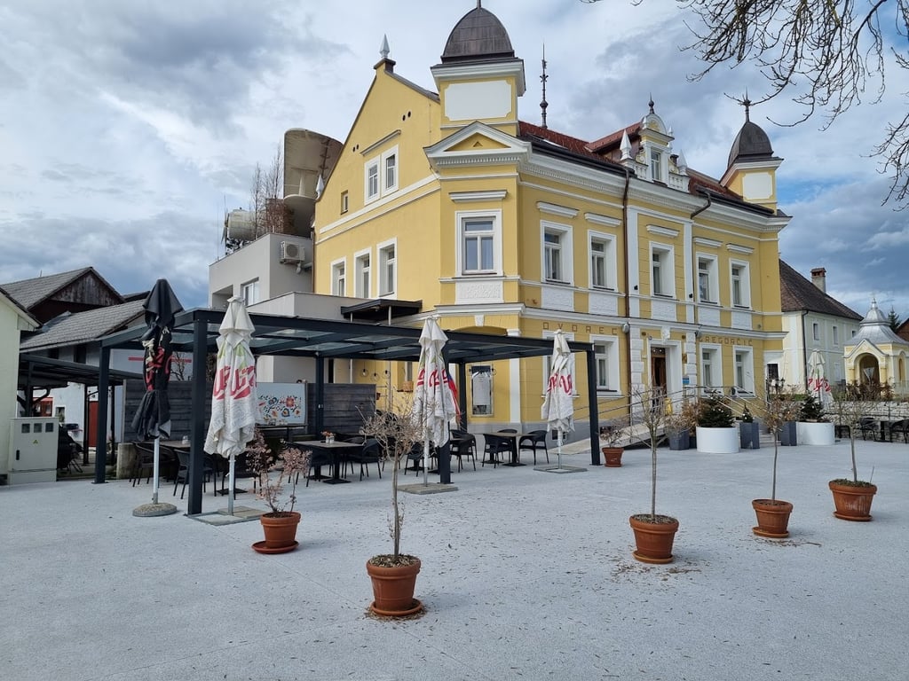 Dvorec Gregorčič