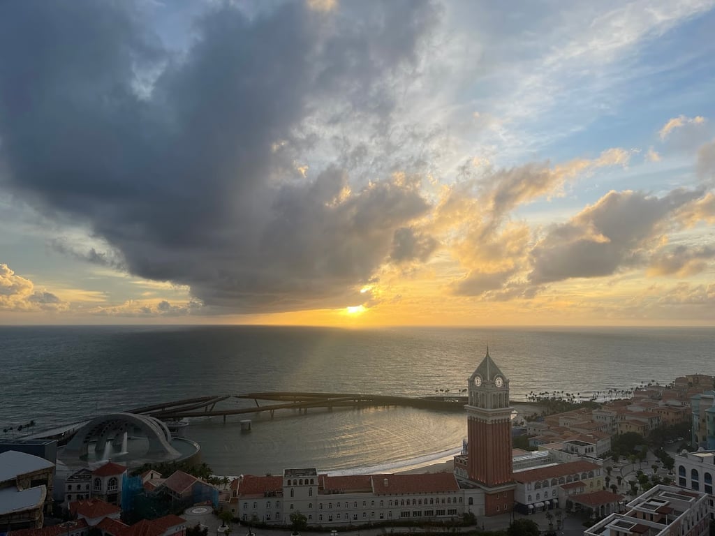 We Young Apartments - Firework view, Sunset & Ocean view