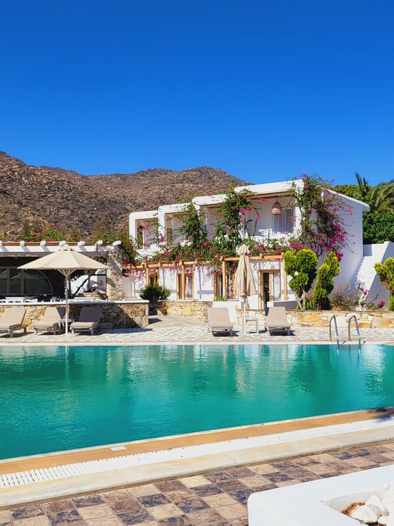 Dionysos Seaside Resort Ios