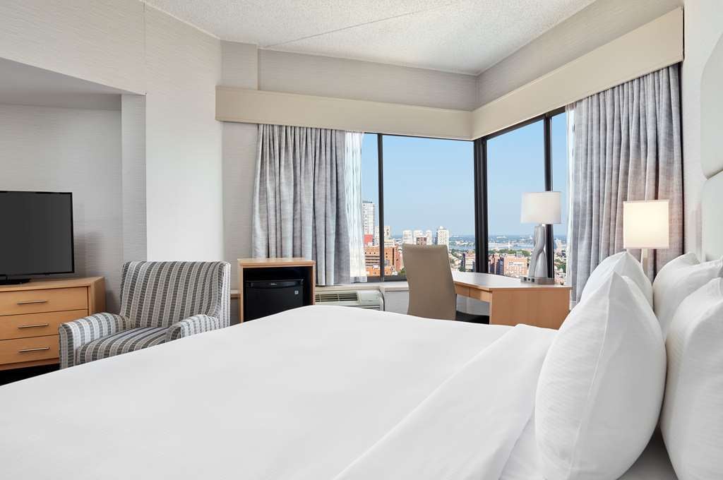 DoubleTree by Hilton Philadelphia Center City