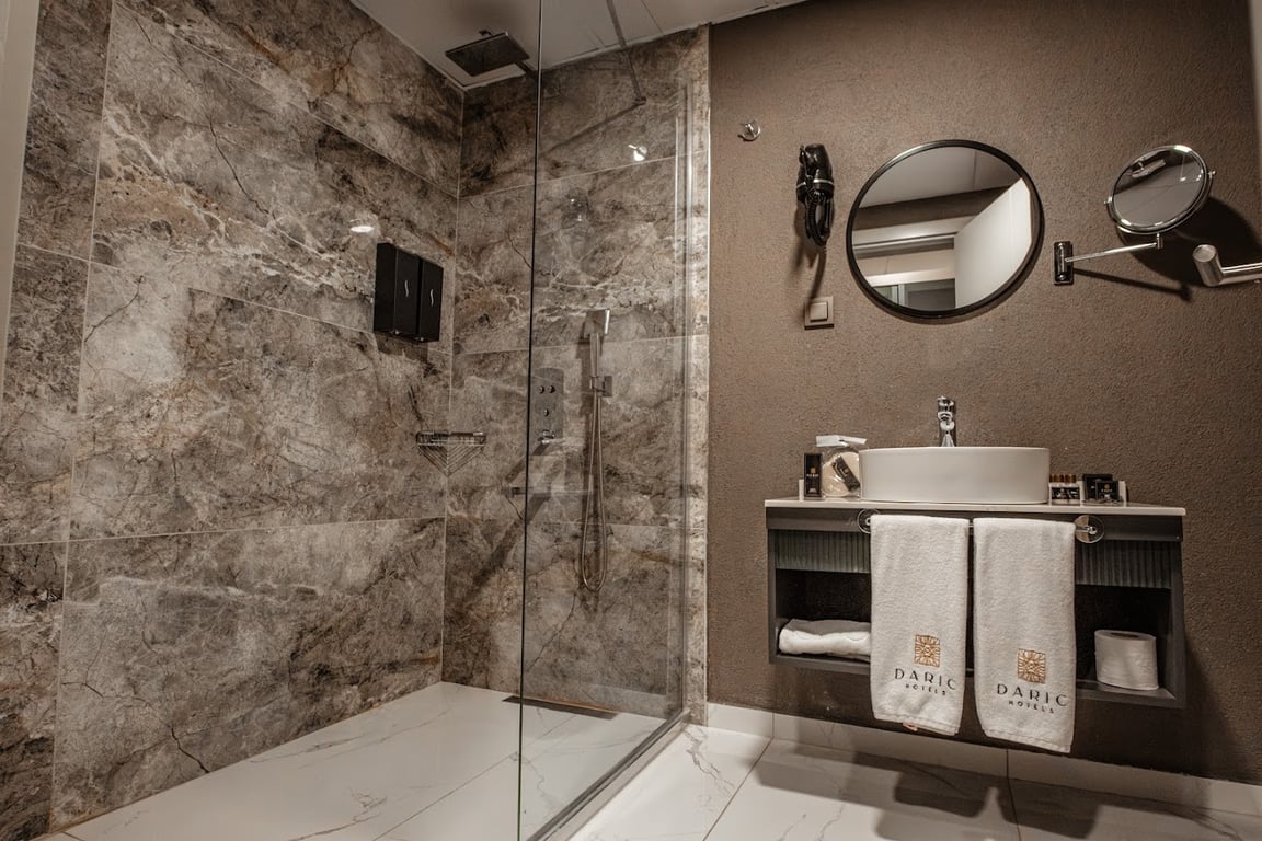 DARIC HOTELS