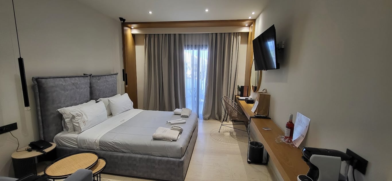 Nikon Boutique Hotel