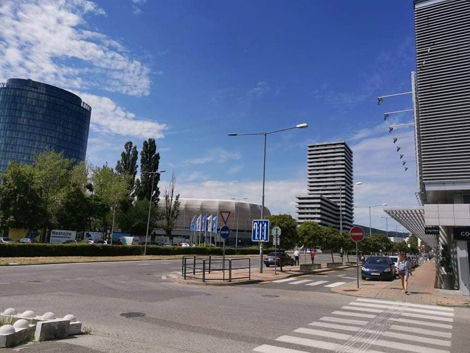Tehelné pole