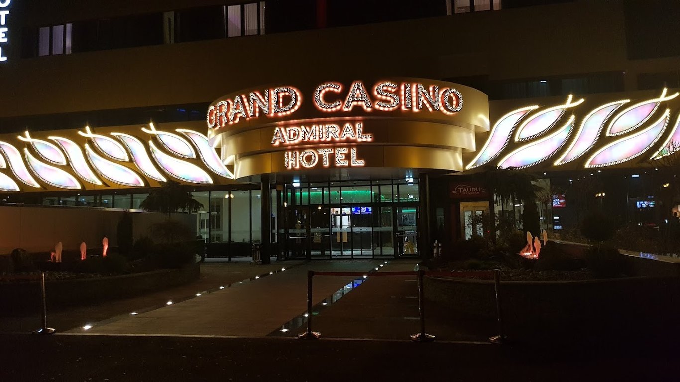 Admiral Theater