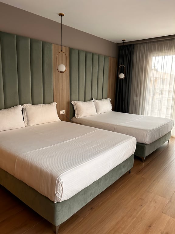 SACA HOTEL