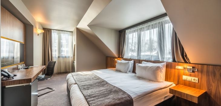 All Seasons Residence Hotel - Free parking