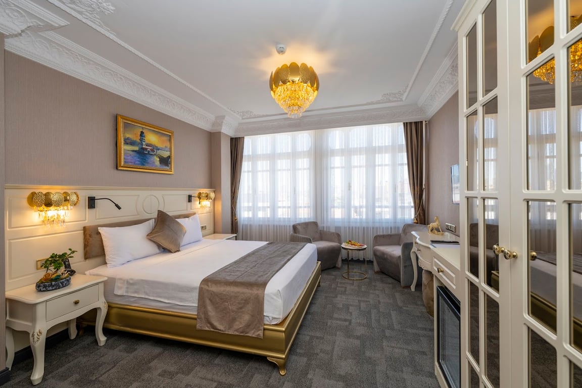 Moonlight Elegance Boutique Hotels
