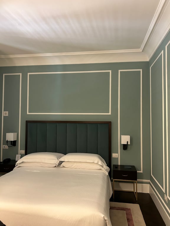 Glimpse Hotel