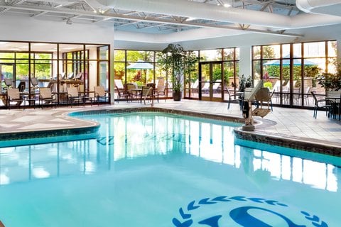 Sheraton Pittsburgh Hotel at Station Square