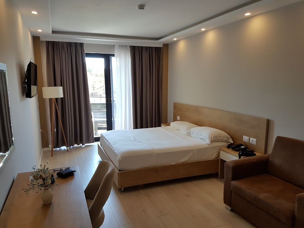 Amber Hotel Albania