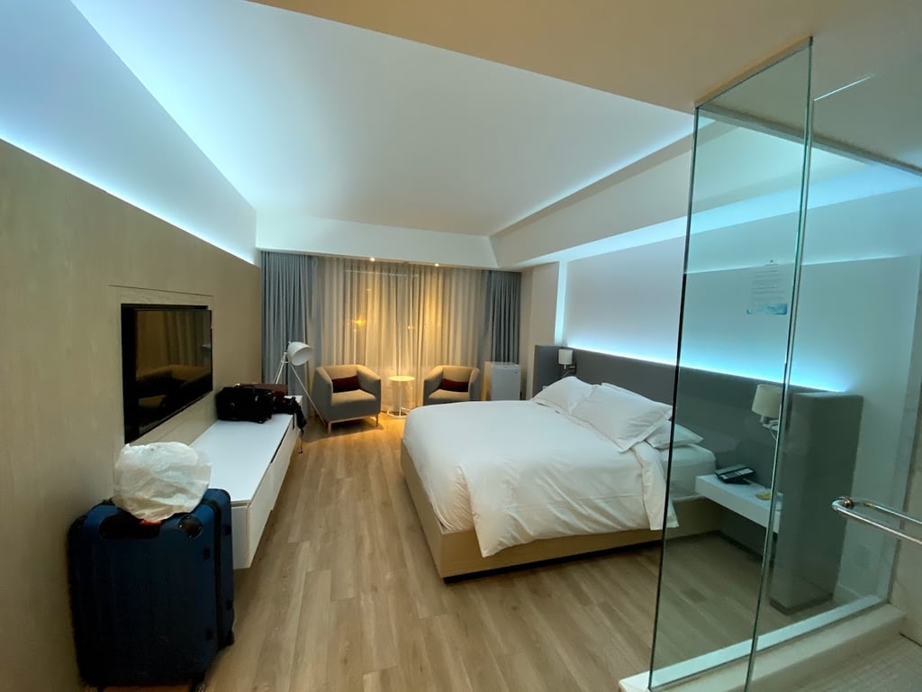 Hotel Mortagne (Montreal)