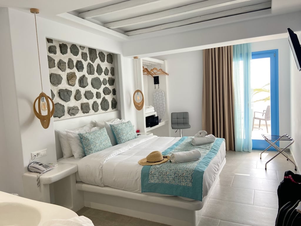 Liana Beach Hotel & Spa