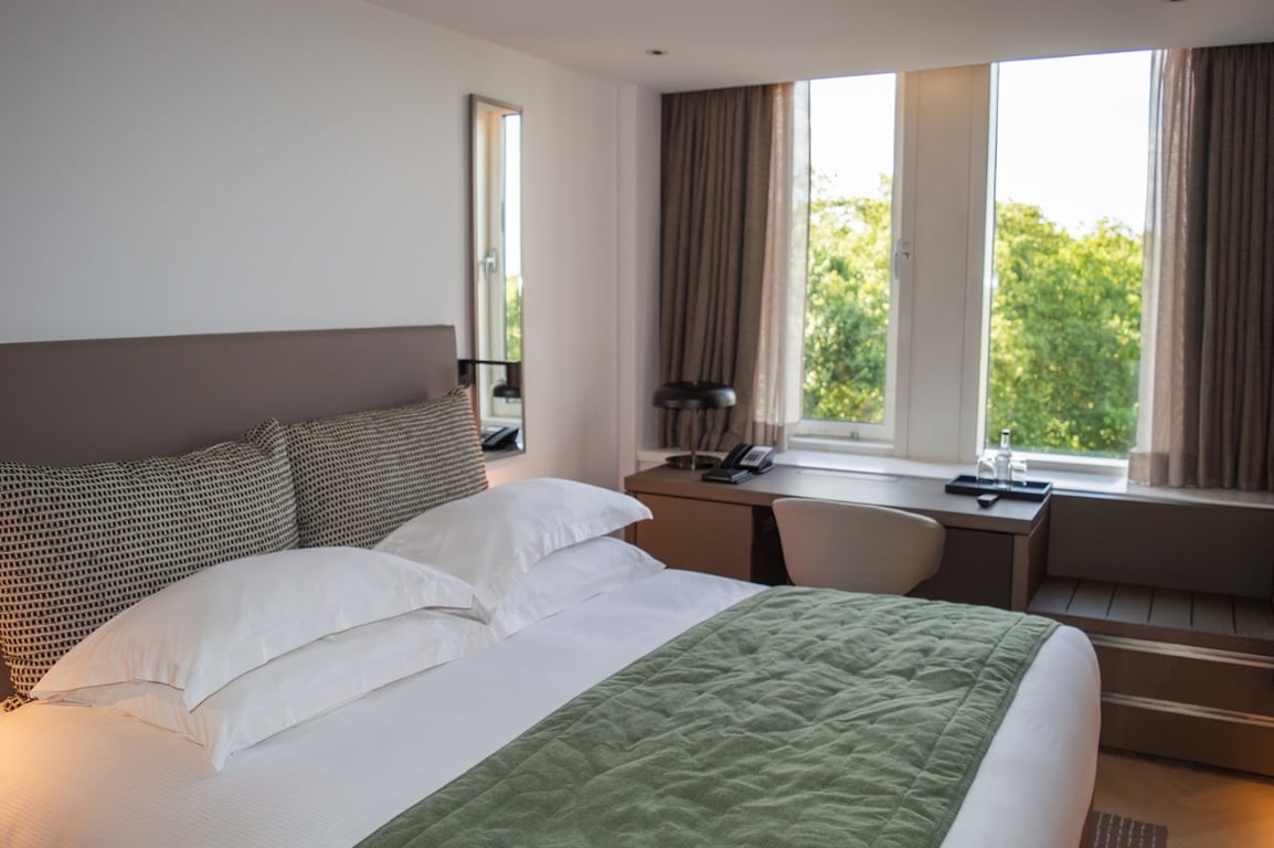 Royal Garden Hotel