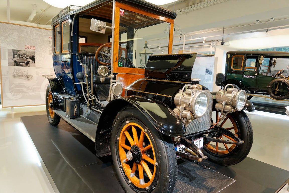 Fahrtraum Ferdinand Porsche Erlebniswelten