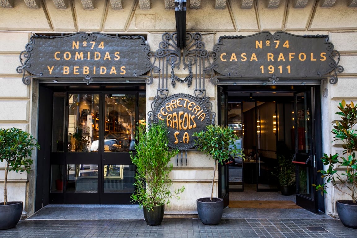CASA RAFOLS EAT AND EXPERIENCE