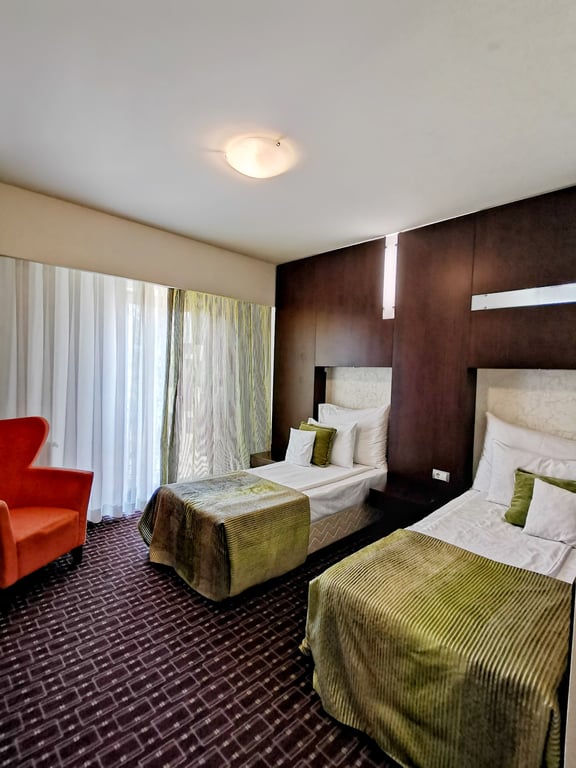 Hotel Cubix