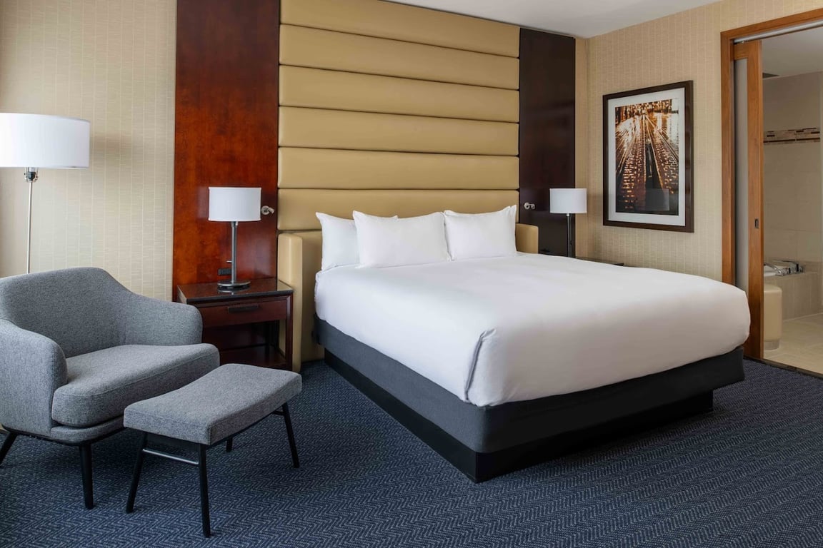 DoubleTree By Hilton San Francisco Airport